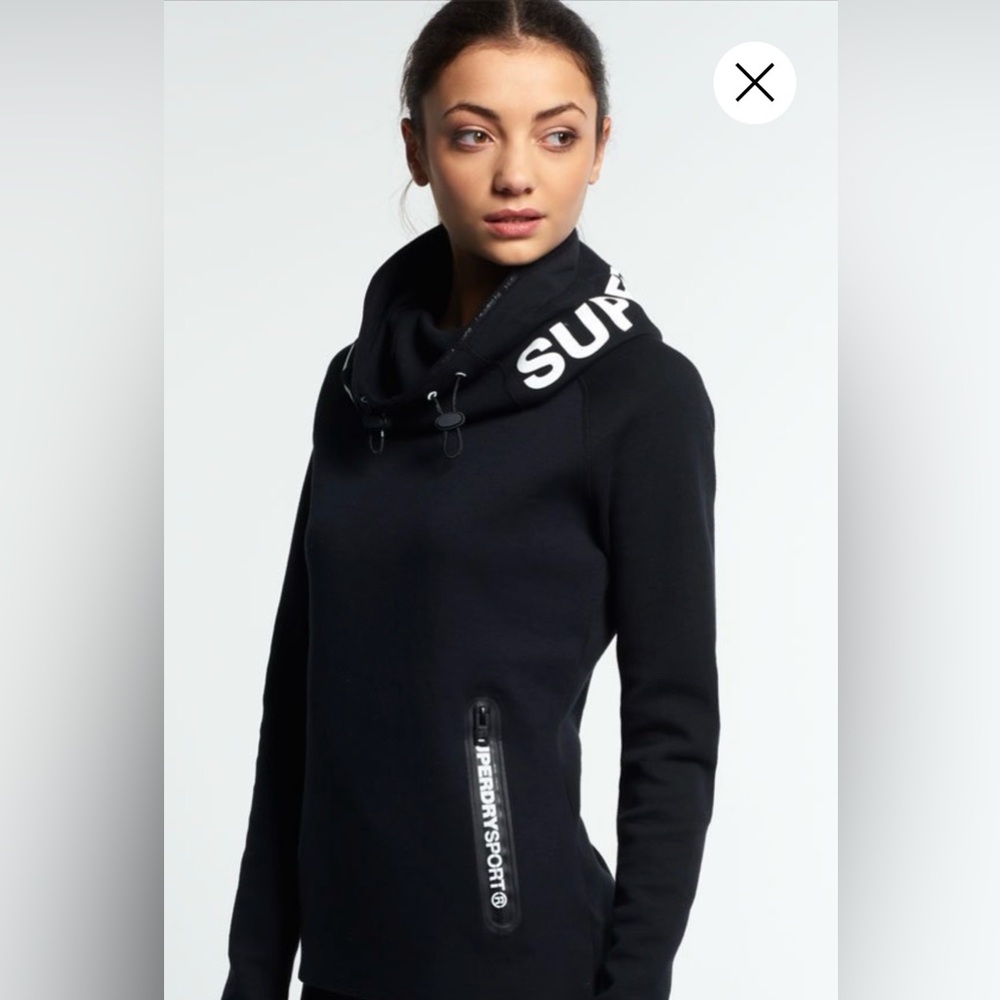 Superdry Gym Tech Cowl Hoodie with White Logo Accents - Picture 5 of 7